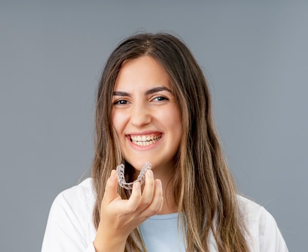 dental-appliances-lynn-valley-dental-centre